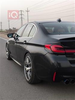 بی ئێم دەبڵیو سیریەس 5